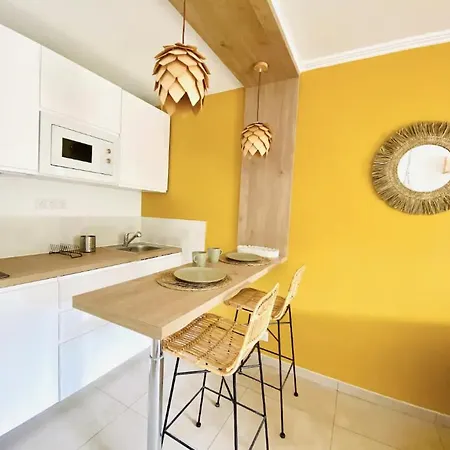 아파트 Terrasse & Parking Gratuit En *