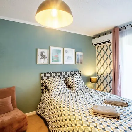 Terrasse & Parking Gratuit En 님